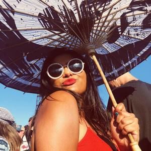 Meet your Posher, Shinali